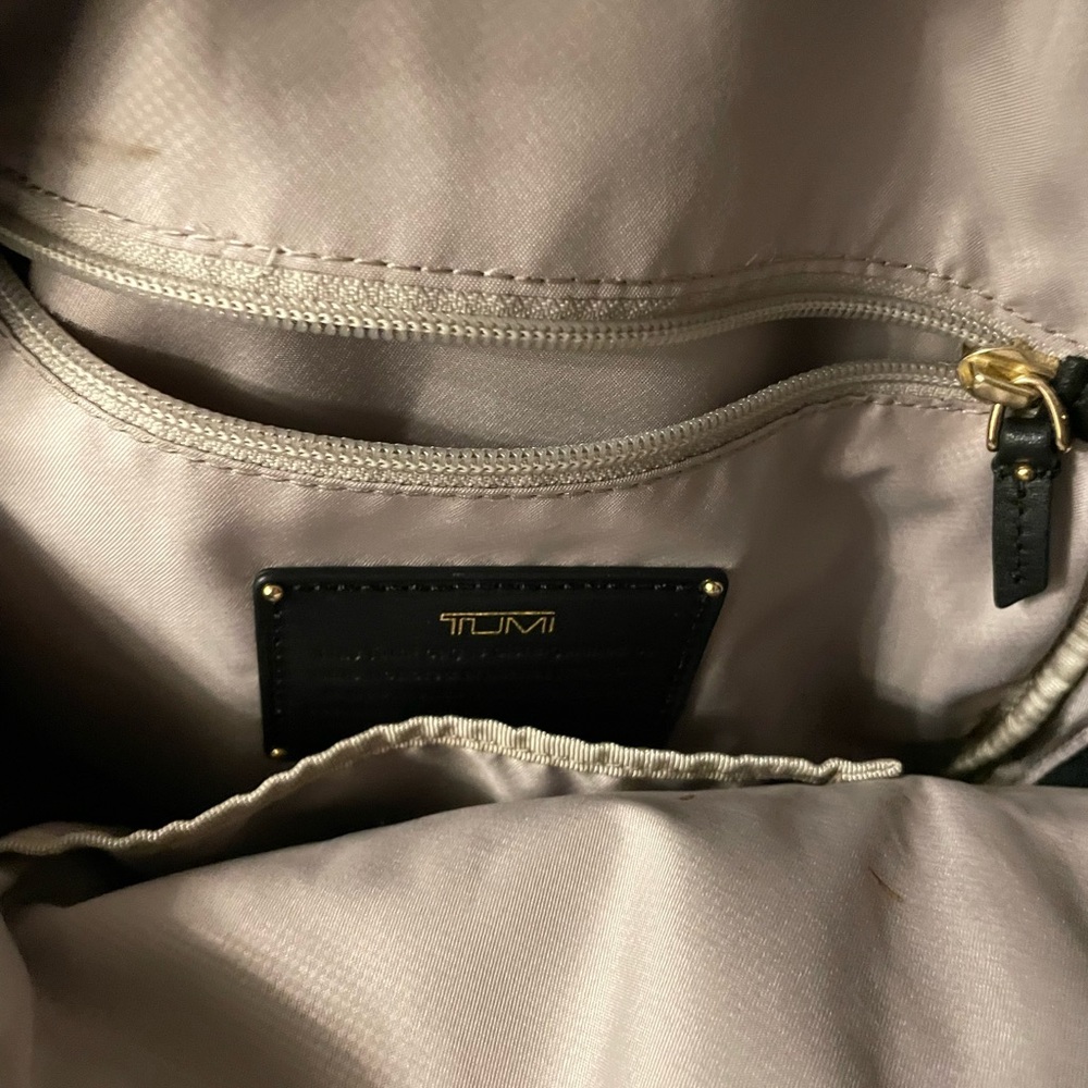 Tumi Cross Body Bag - Picture 12 of 16